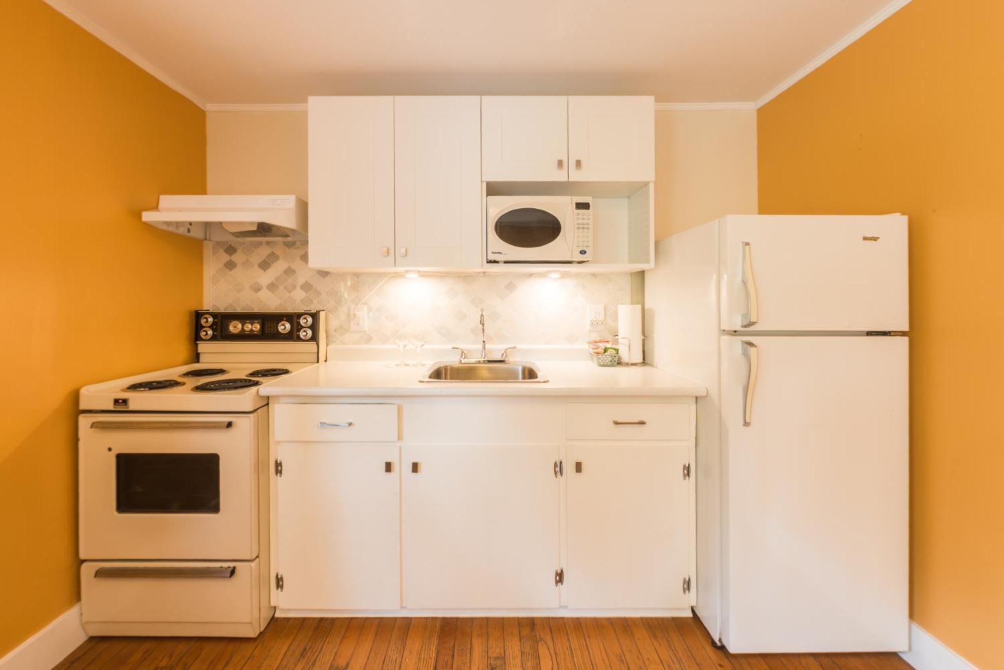 Ocean Island Garden Suites Βικτώρια Δωμάτιο φωτογραφία