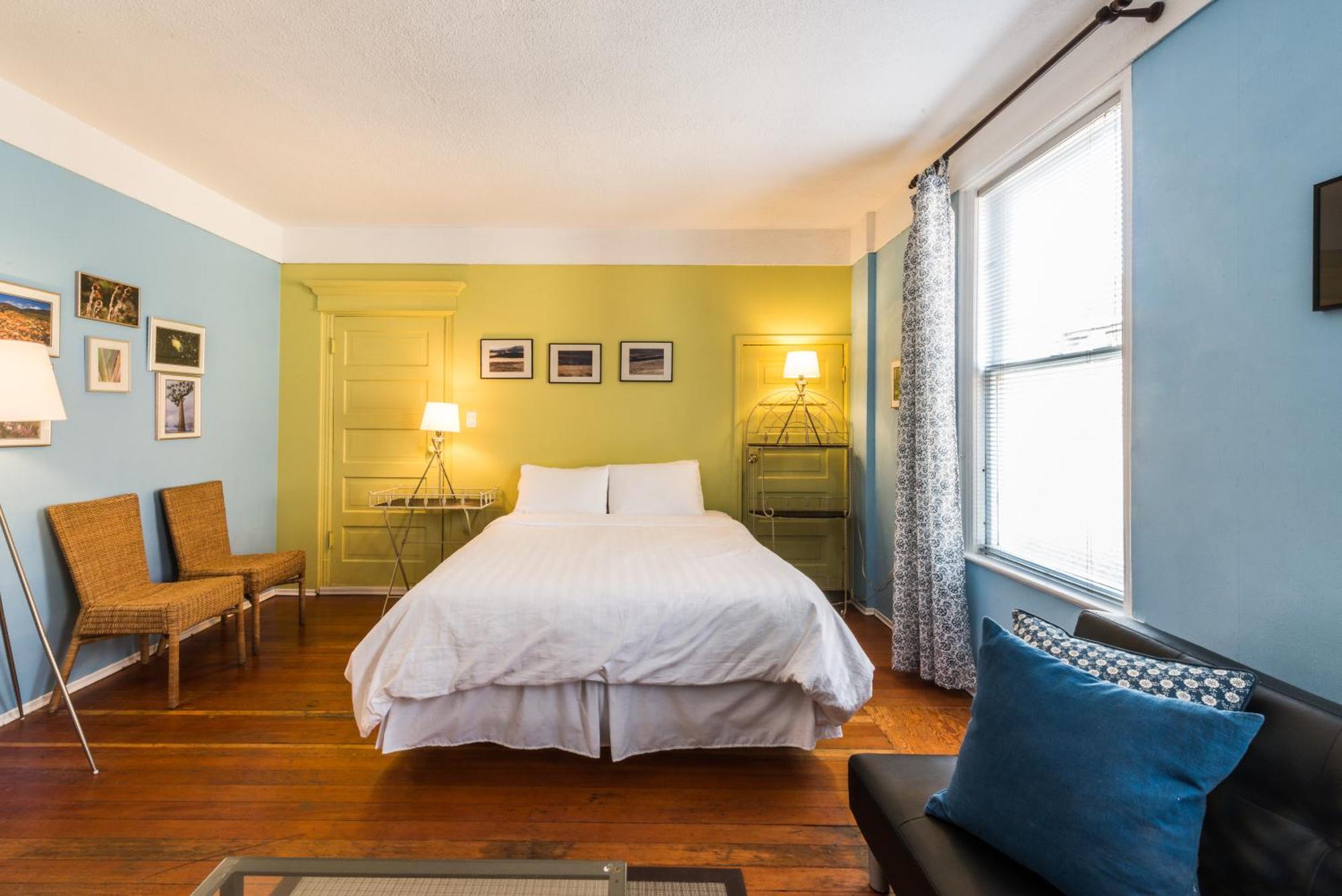 Ocean Island Garden Suites Βικτώρια Δωμάτιο φωτογραφία