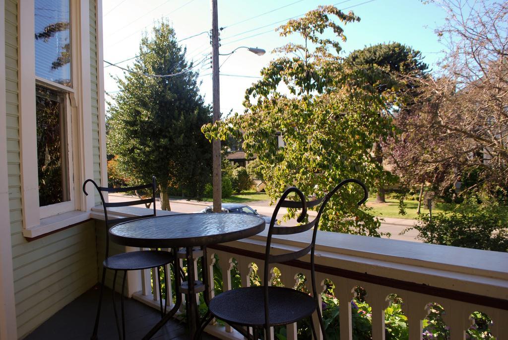 Ocean Island Garden Suites Βικτώρια Εξωτερικό φωτογραφία
