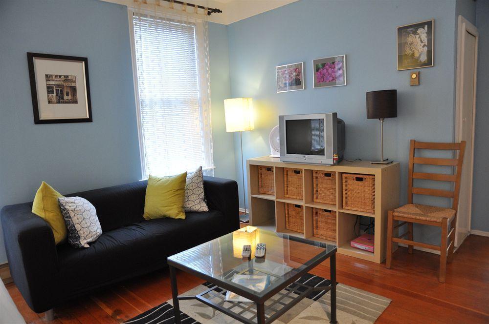 Ocean Island Garden Suites Βικτώρια Εξωτερικό φωτογραφία