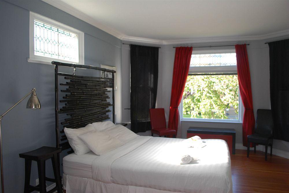 Ocean Island Garden Suites Βικτώρια Εξωτερικό φωτογραφία