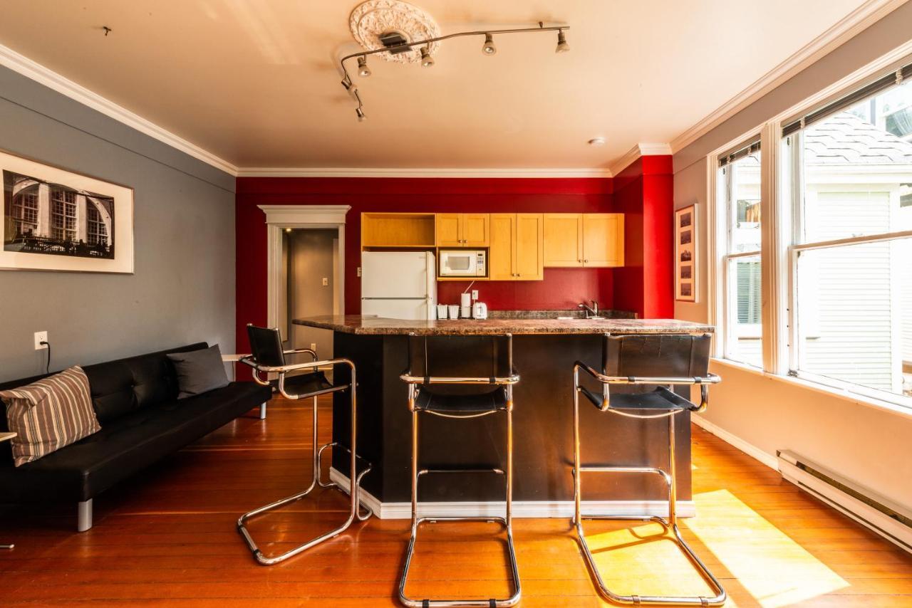 Ocean Island Garden Suites Βικτώρια Εξωτερικό φωτογραφία