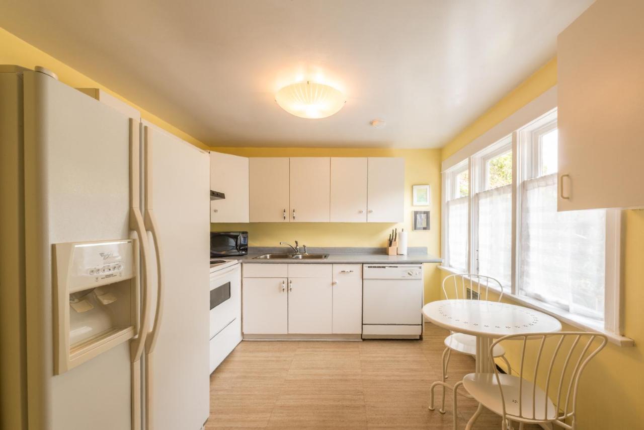 Ocean Island Garden Suites Βικτώρια Εξωτερικό φωτογραφία
