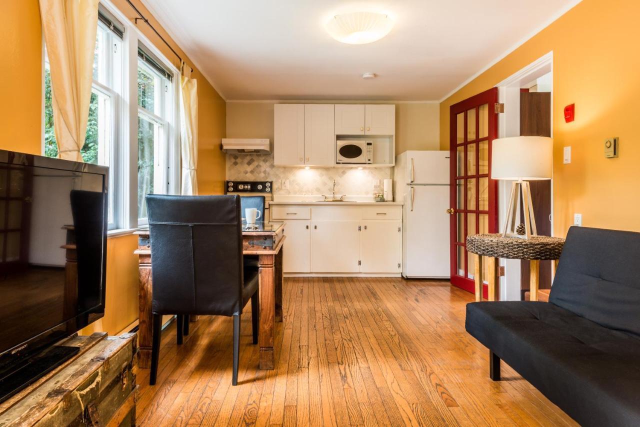Ocean Island Garden Suites Βικτώρια Εξωτερικό φωτογραφία