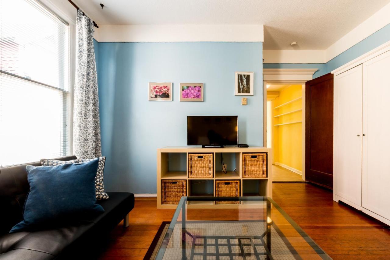 Ocean Island Garden Suites Βικτώρια Εξωτερικό φωτογραφία
